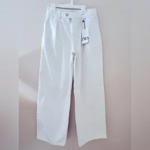 NWT Zara Tailored Wide Leg Jeans High Rise Denim Relax Pleated, size 36/USA 4 thumbnail 2