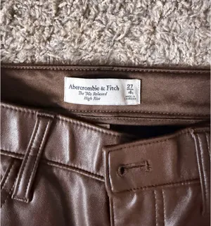 Abercrombie High-Rise Leather Pants thumbnail 4