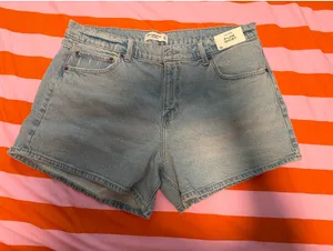 Abercrombie Shorts Mid-Rise thumbnail 1