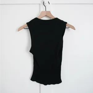 Zara Ribbed Black Scoop Neck Tank Top thumbnail 3