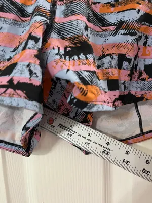 Lululemon Speed Up Short 2.5 Inversion Multi Size 4 Athletic Running Workout thumbnail 9