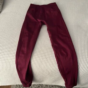 Alphalete Berry  Leggings thumbnail 1
