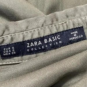Zara Women's Green Pocket Long Sleeve Collared Button Down Shirt Top Size S thumbnail 4