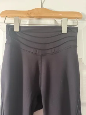 NWT Lululemon Get in Line SHR Tight 28" thumbnail 3