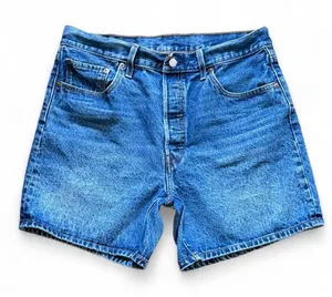 Levi's 501 blue mid thigh denim shorts thumbnail 1