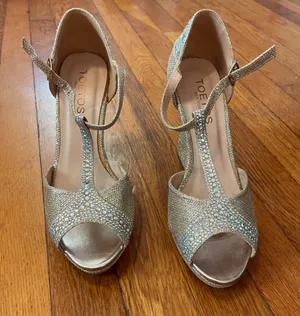 Wedges Gold Size 7.5 thumbnail 1