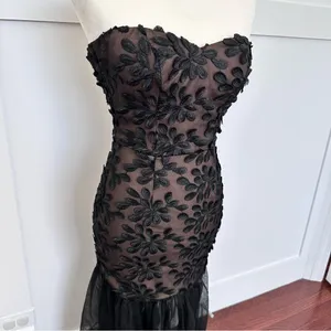 Dress the Population Strapless Black Floral Mesh Formal Gown Dress thumbnail 2
