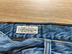 Levi’s Ribcage Straight Jeans thumbnail 3