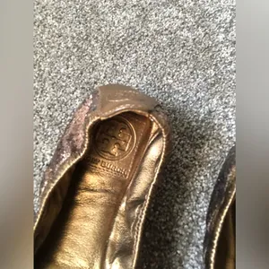 Tory Burch Glitter Sequin Eddie Ballet Flats in Copper Size 6.5 US Women’s Shoe thumbnail 3