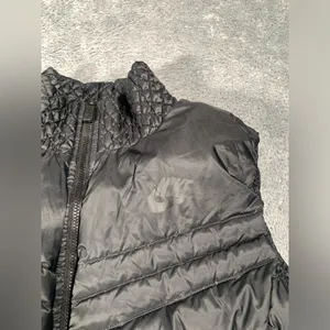 Nike Cascade quilted puffer vest black down medium thumbnail 2
