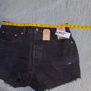 Levi's 501 Original Shorts Women 32 Black‎ Distressed High Rise Denim Cutoffs thumbnail 5