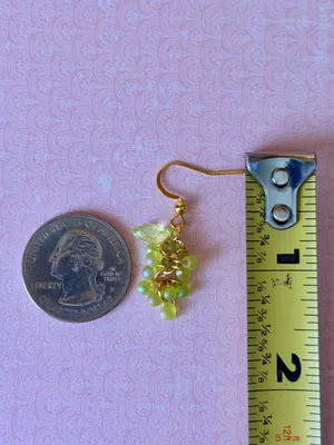 Handmade aurora light green tiny drop Czech glass grape muscat dangle earrings💚 thumbnail 7