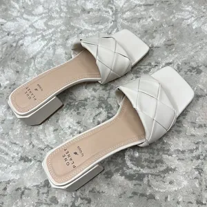 Qupid size 6 cream colored Woven Strap Slide Heeled Sandals EUC No box thumbnail 4
