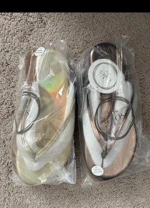 REVOLVE Soleil Sea Flip Flop Metallic Gold or other colors size 6,7,9 or 10 thumbnail 5