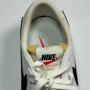 Nike Blazer Classic White and Black Low-Top Sneakers 7.5 thumbnail 10