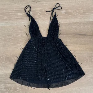 White Fox Mini Dress Plunging Neck Sequins Nothing On You Size M Black thumbnail 1