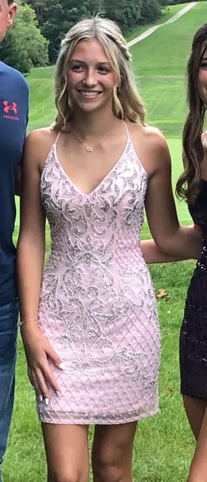 Alyce Paris Homecoming Dress thumbnail 2