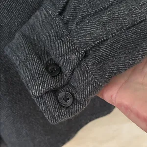 Vans Women’s Charcoal Button-Down Shirt Size Small thumbnail 4