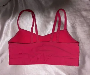 Pink sports bra thumbnail 1