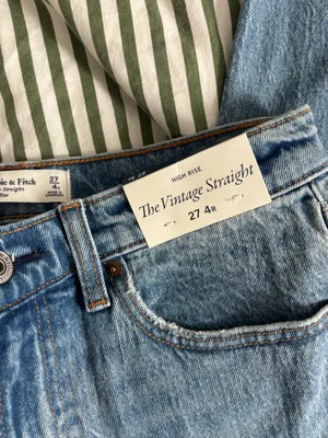 Abercrombie Vintage Straight Jeans High-Rise thumbnail 3