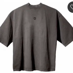 Yeezy x Gap grey canvas oversized tee  thumbnail 4