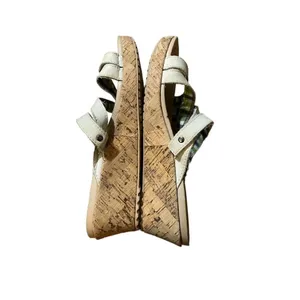 Crocs‎ Leigh Cork Beige Wedge sandals Leather Straps Womens thumbnail 9