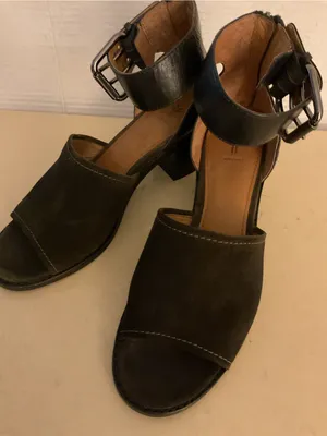 Frye Black Suede & Leather Ankle-Strap Block Heel Brielle Sandals US 8 thumbnail 5