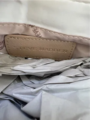 NWT Steve Madden Move Utility Crossbody Bag Cream and Tan With FLAWS thumbnail 16