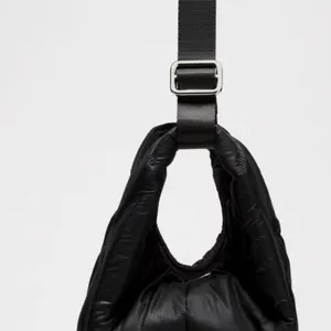 Lululemon Black Quilted Shoulder Hobo Bag thumbnail 11