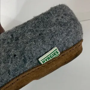 Kyrgies Women's Gray Felted Wool Slip-On Slippers thumbnail 6