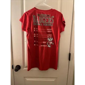 Wisconsin Badgers 2010 Football Schedule T-Shirt G-III For Her Red Womens Size M thumbnail 11