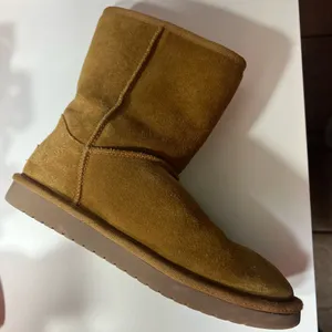 Ugg | Koolaburra By Ugg | Womens Victoria Short Fur Boot | Size 5 thumbnail 5
