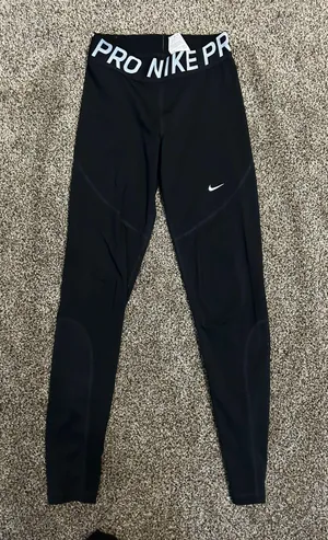 Nike Pro Leggings thumbnail 1