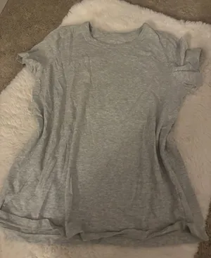 Aerie grey tshirt thumbnail 1