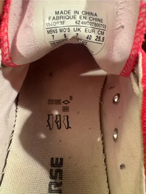 Converse Chuck Taylor Low Top Pink Sneakers - Women's 9 thumbnail 9