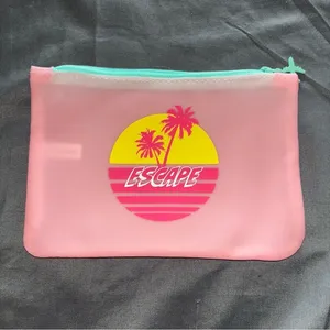 Escape Ipsy bag BOGO thumbnail 1