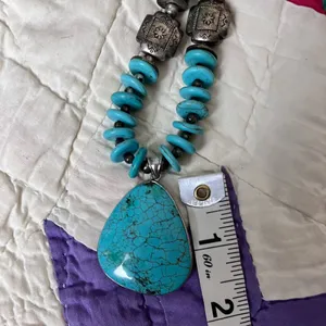 Beautiful necklace. Looks like turquoise and silver. I believe it is howlite. thumbnail 6