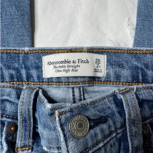 Abercrombie Jeans Ankle Straight Ultra High Rise Distressed Denim 26 2S thumbnail 8