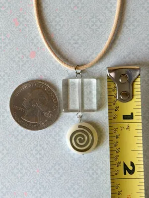 Handmade boho vintage grunge funky whimsical unique swirl shell bead necklace🌀⭐️ thumbnail 6