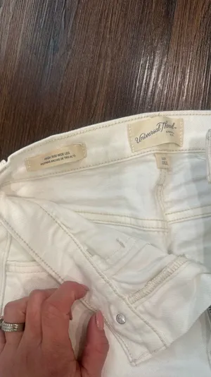 Universal Threads white sz 00 thumbnail 3