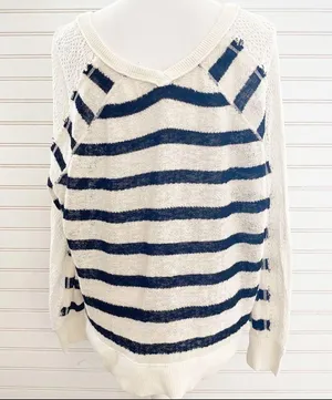 We The Free knit sweater Size Medium thumbnail 3