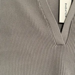 Babaton grey sculpt knit polo NWT thumbnail 5