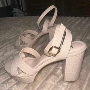 Lulus heels thumbnail 2