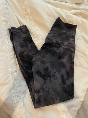 Lululemon Align 28” Super High-Rise Leggings thumbnail 3