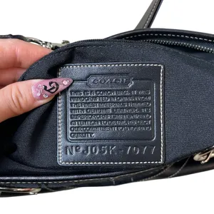 Vintage Black Coach Hamptons Signature Leather Buckle Crossbody Shoulder Bag thumbnail 10