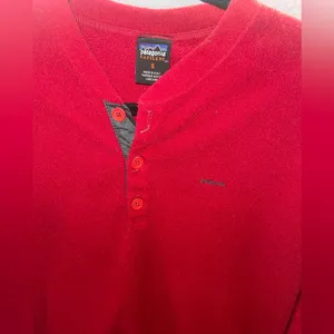 Patagonia thermal button fleece material size small thumbnail 4