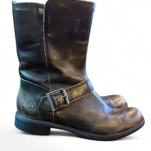 Timberland Savin Hill Mid Black Leather Moto Engineer Boots Women’s Size 7.5 thumbnail 3