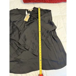Women’s Michael Kors Black Satin Textured Blouse Long Bell Flared Sleeve Plus 2X thumbnail 9