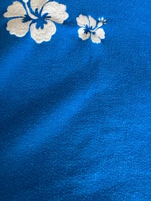 Hollister crew neck thumbnail 3