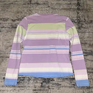 lightly worn top Purple thumbnail 2